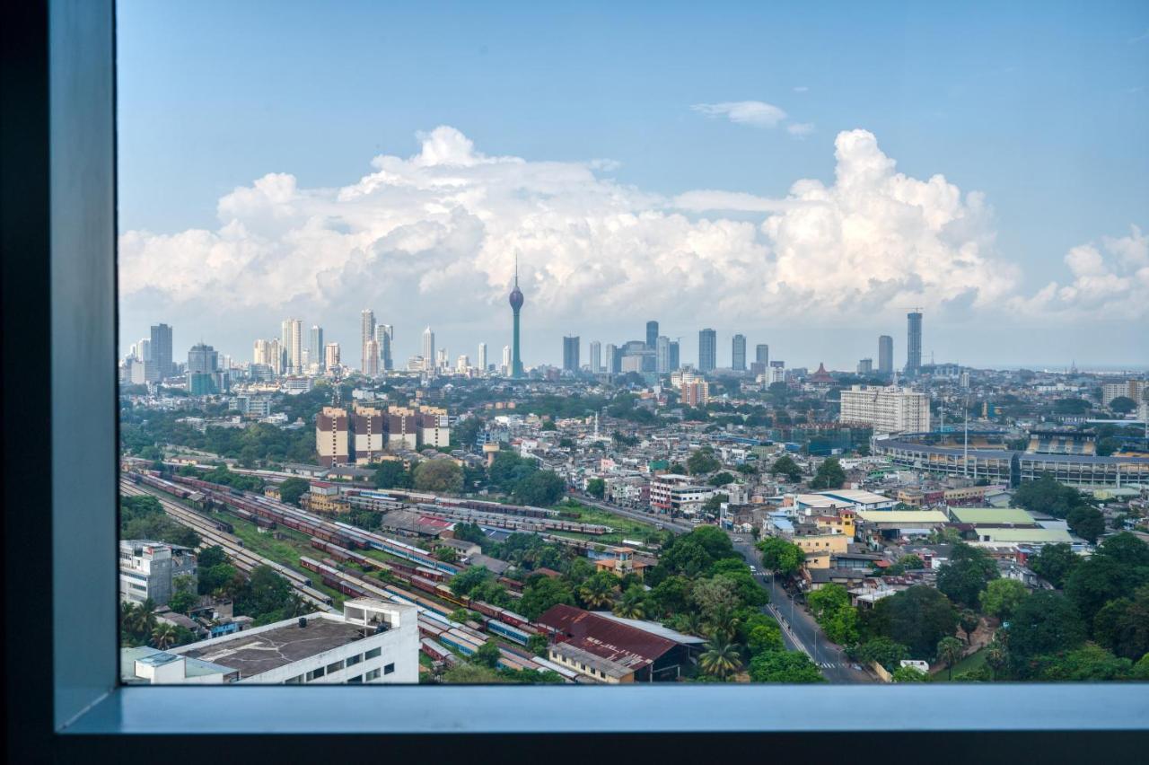 Orion City Hotel Colombo Exteriör bild