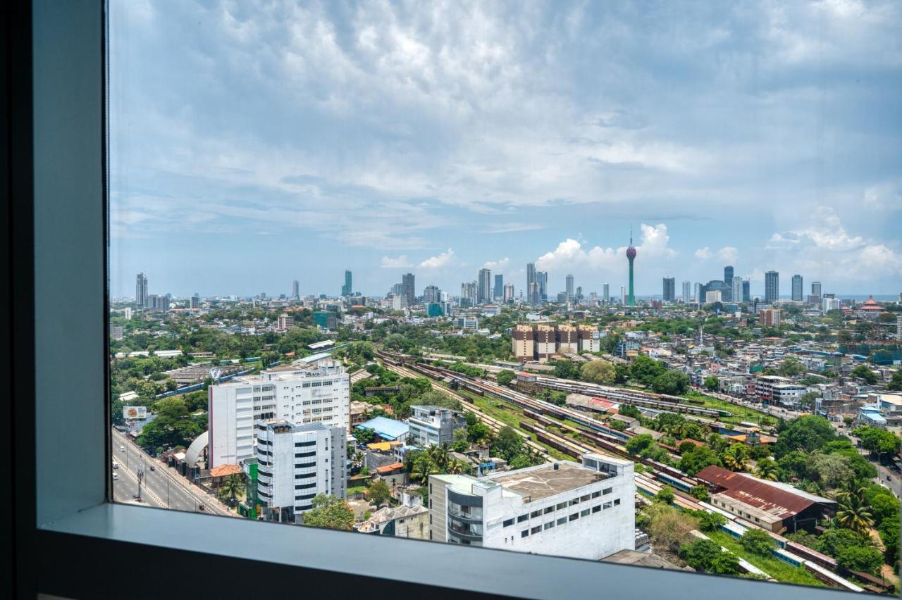 Orion City Hotel Colombo Exteriör bild