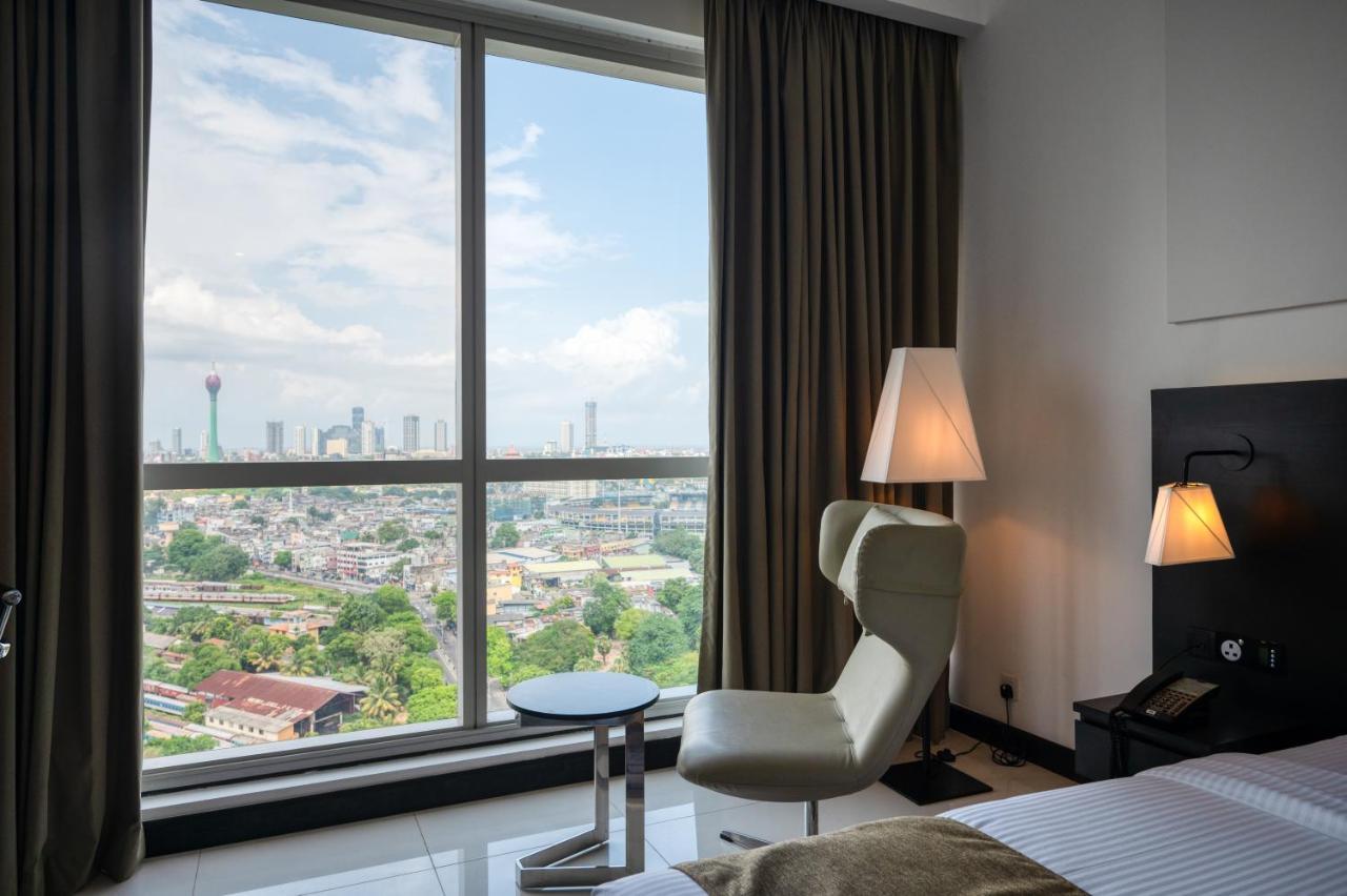 Orion City Hotel Colombo Exteriör bild
