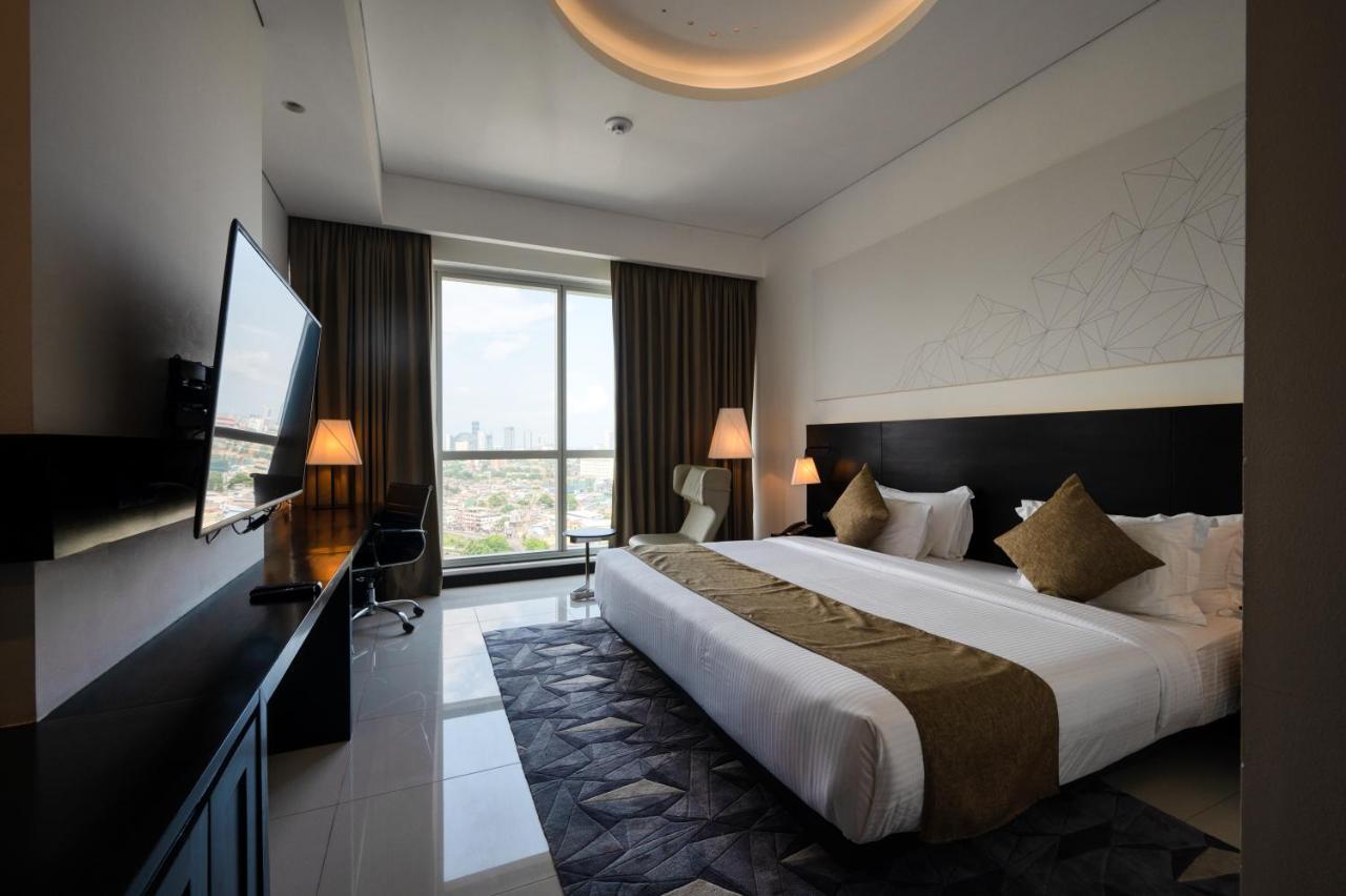 Orion City Hotel Colombo Exteriör bild